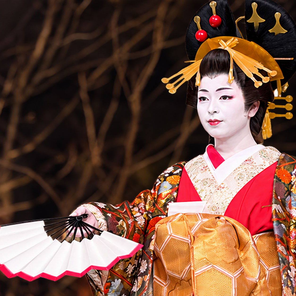 華やかな髪飾りと着物を身にまとった花魁・吉野太夫